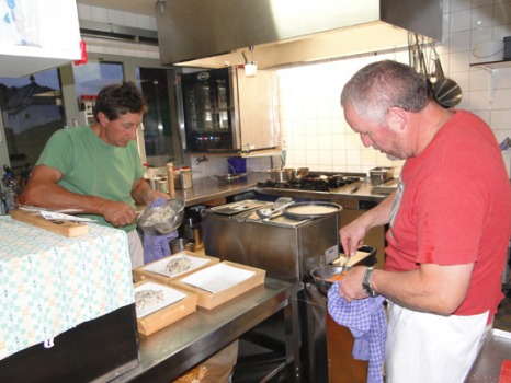 Club der kochenden Männer Bettmeralp